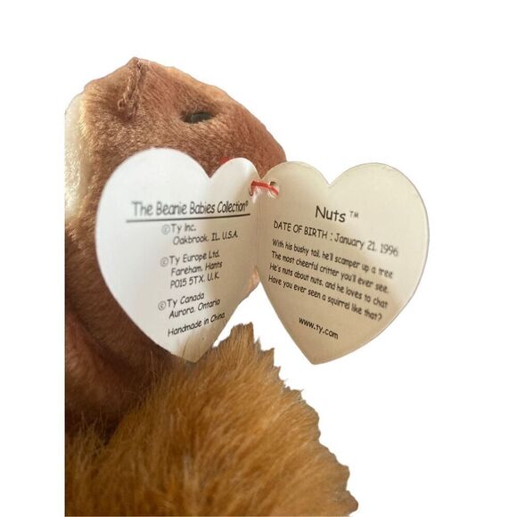 Retired Nuts the Squirrel 1996 Ty Beanie Baby Plush Collectible Nostalgia - Picture 4 of 10